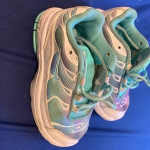 Toddler air max size 9